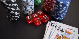 Start Your Online Slots Game With Small Bets On Sizzling Hot